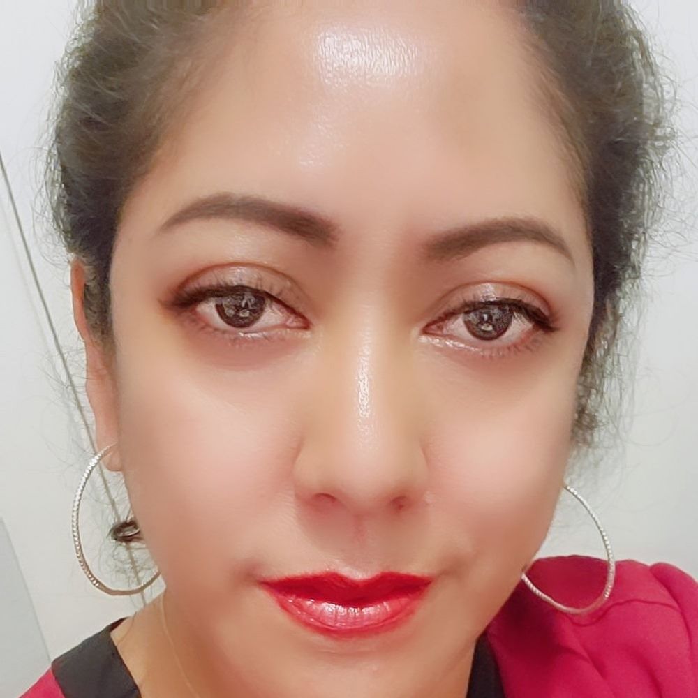 Meet your Posher, Josefina